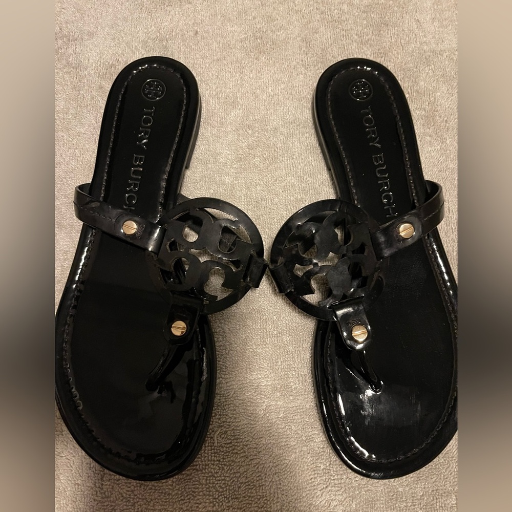 Tory Burch MILLER PATENT LEATHER SANDAL